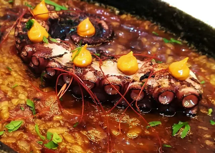 Axel - Adults Only Hotell