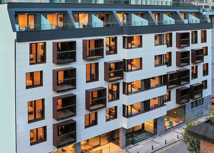 Axel - Adults Only Hotell