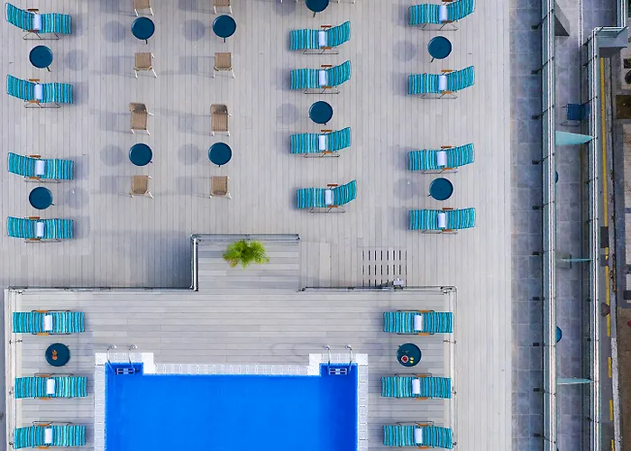 Axel - Adults Only 4*